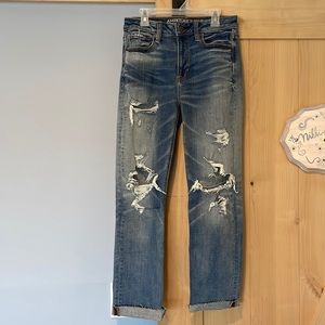 American Eagle high rise slim. Stretch X. Size 4. Distressed women’s jeans.